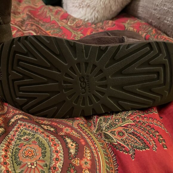 Women's Ugg Chocolate Brown Classic Short II Size 6 NICE!!! - Picture 6 of 9